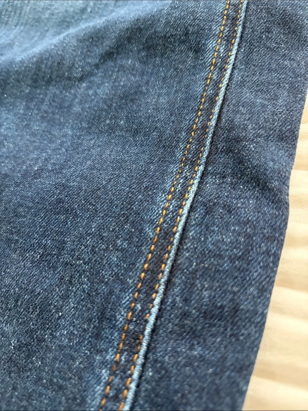 Quince Bella Stretch Wide-Leg Jeans in Mid Blue Wash. EUC